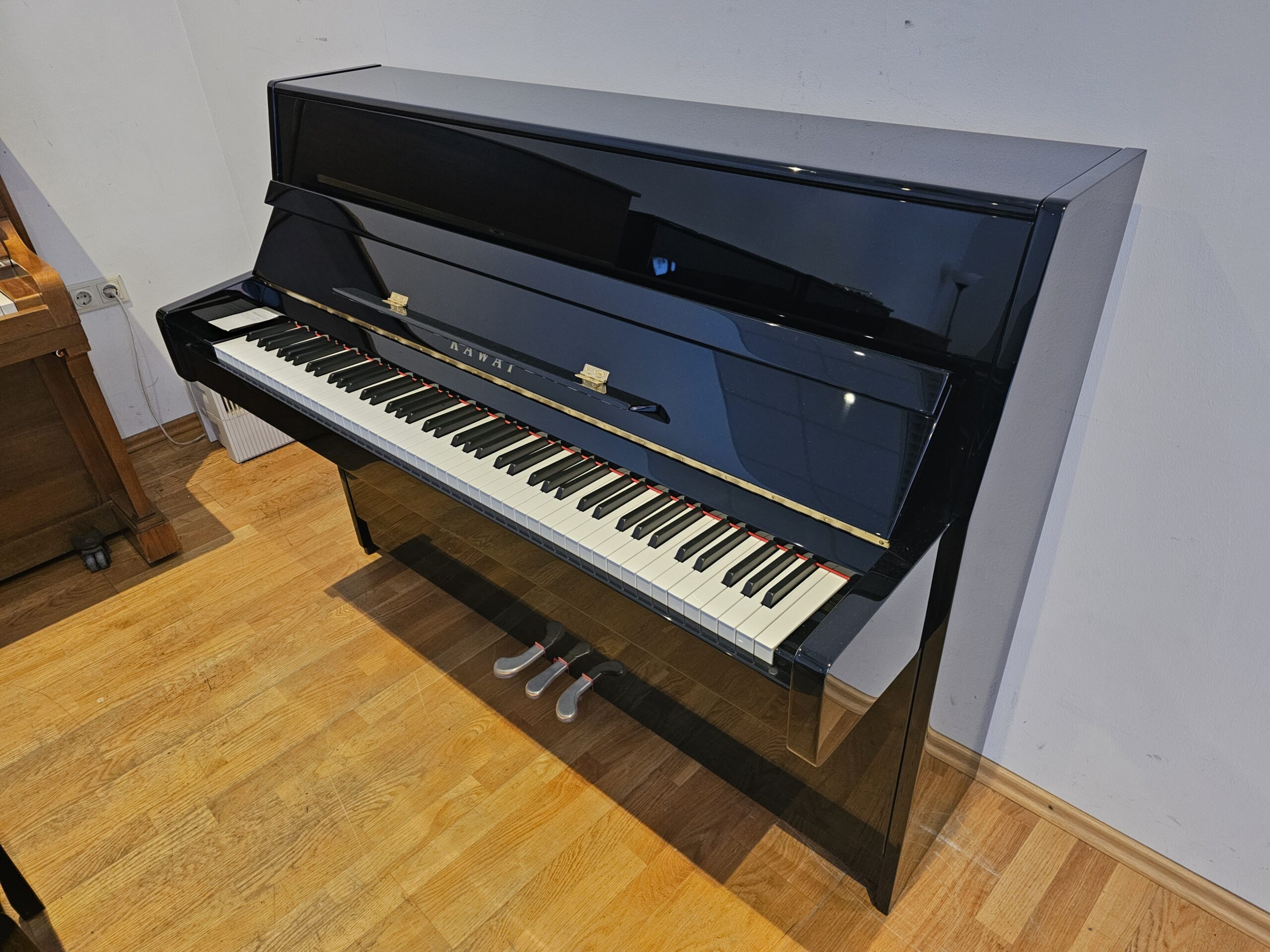 Kawai Klavier K 15 E